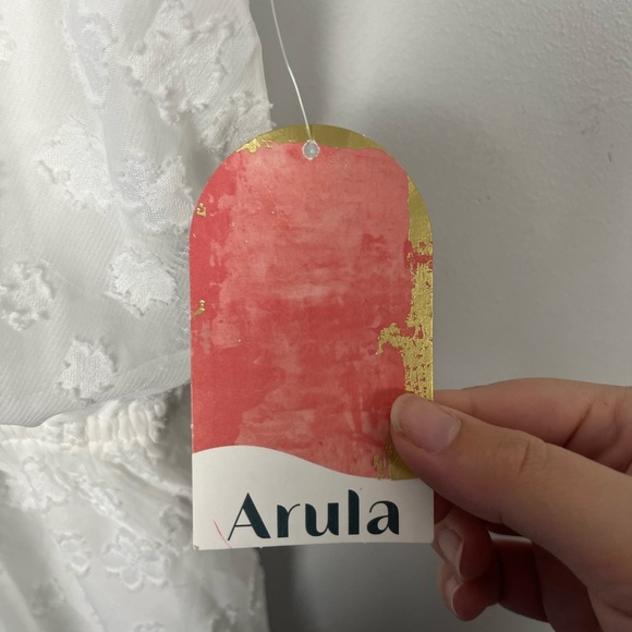 Arula xquisite White textured romper size XL - Picture 4 of 10